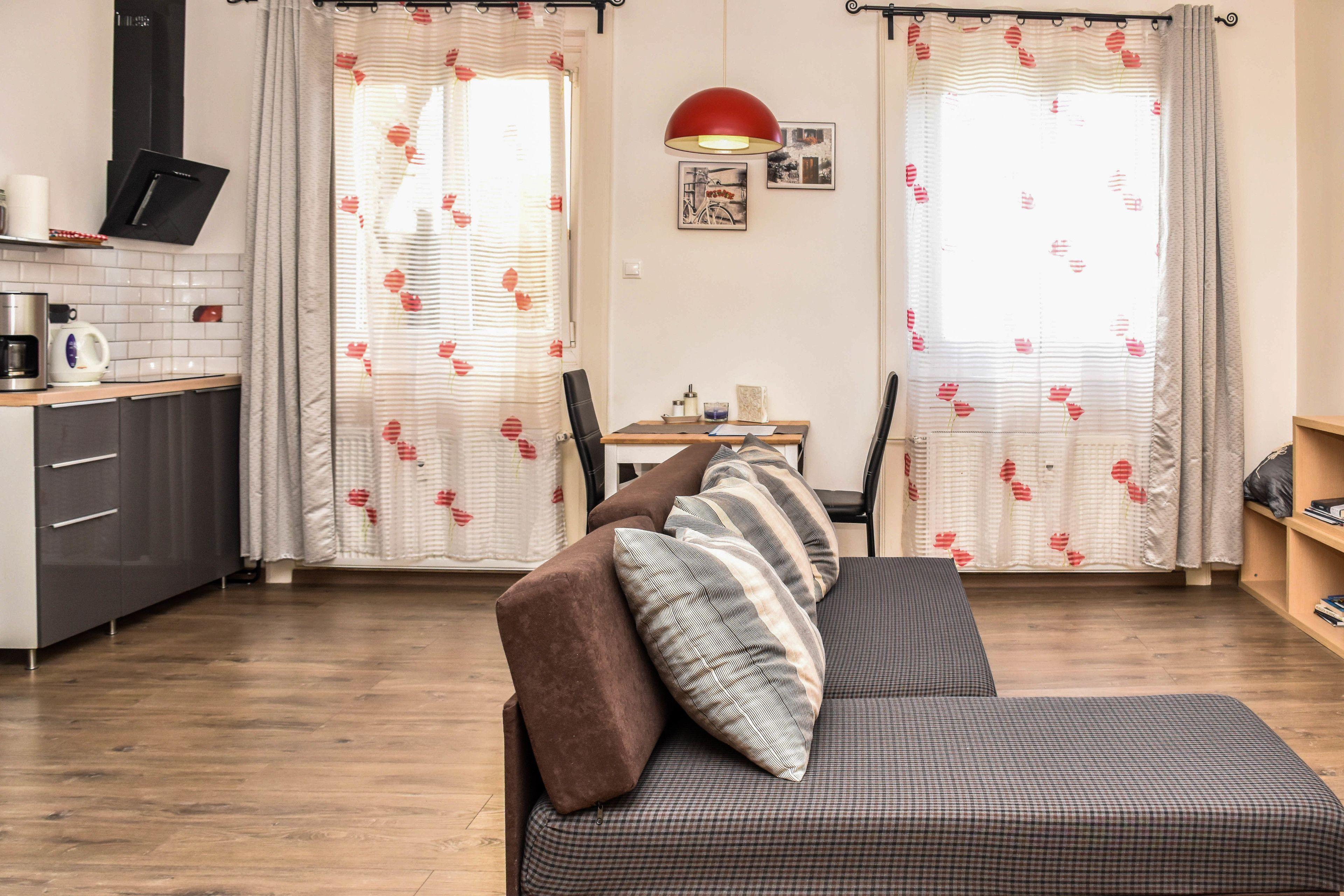 Diamond Astoria Apartments — Photos 2